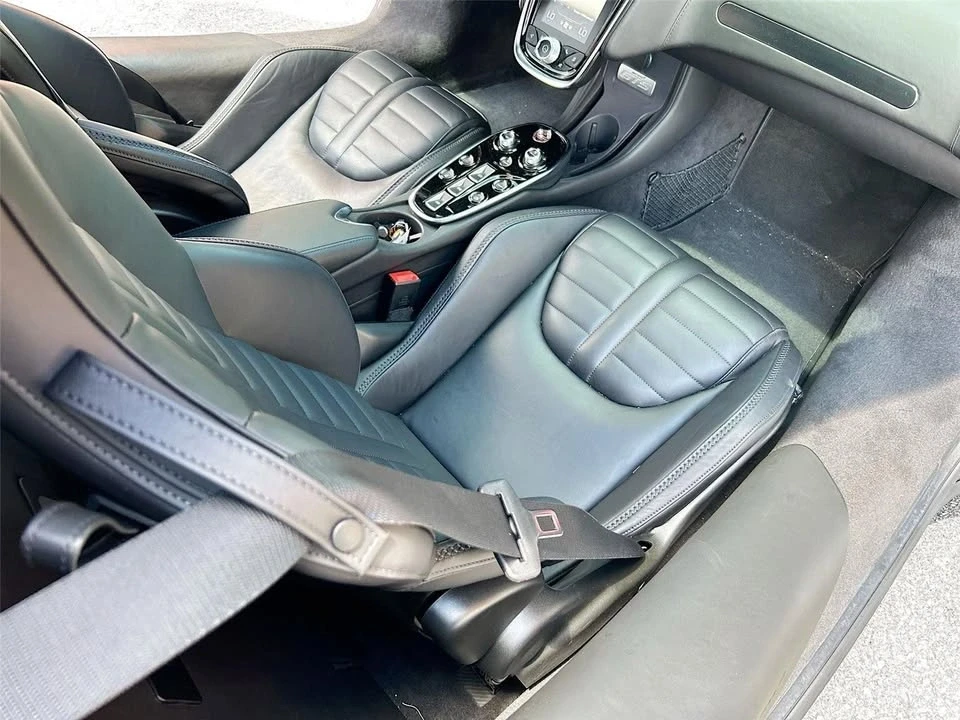 2025 McLaren GT - Image 17 of 20