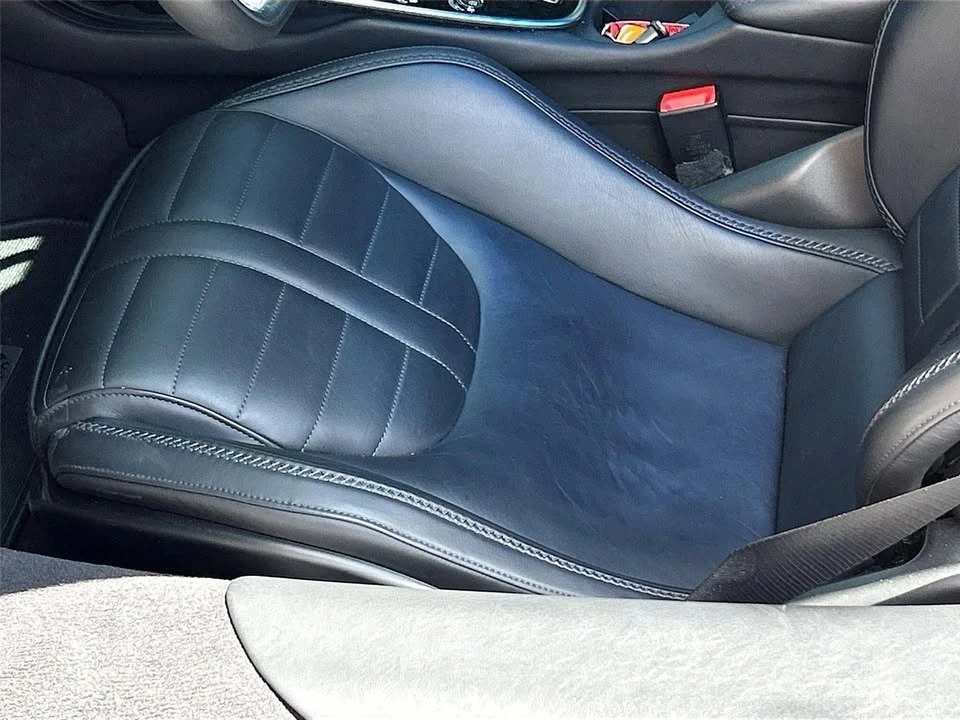 2025 McLaren GT - Image 14 of 20