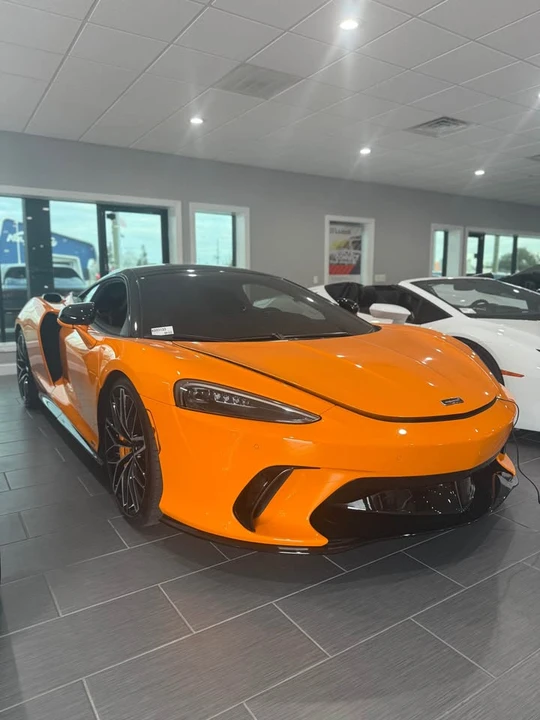 2025 McLaren GT - Image 2 of 6
