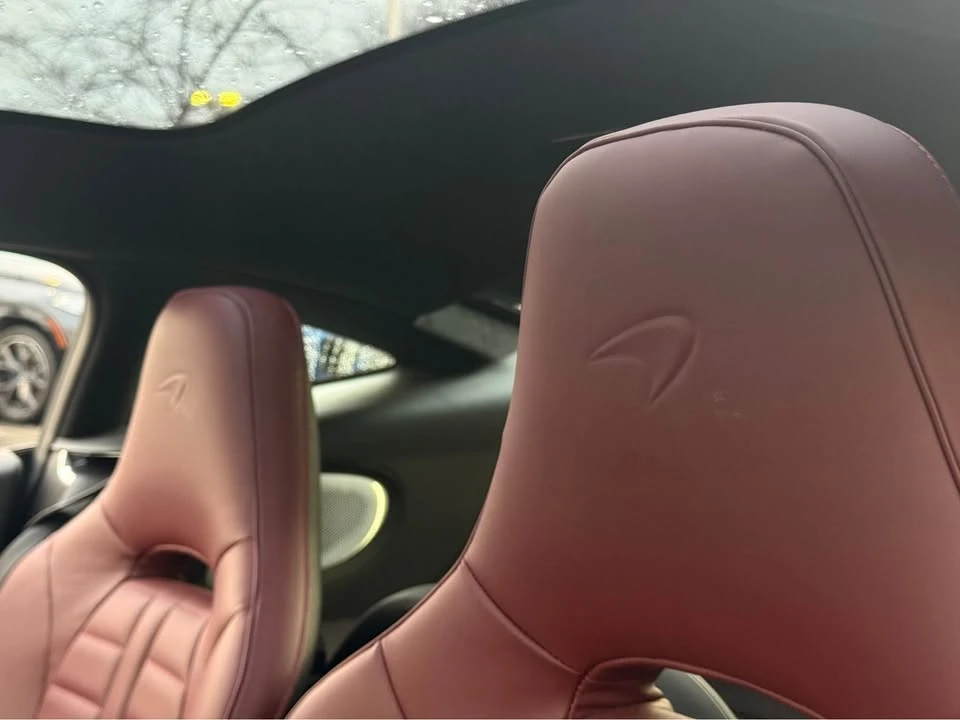 2025 McLaren GT - Image 12 of 20