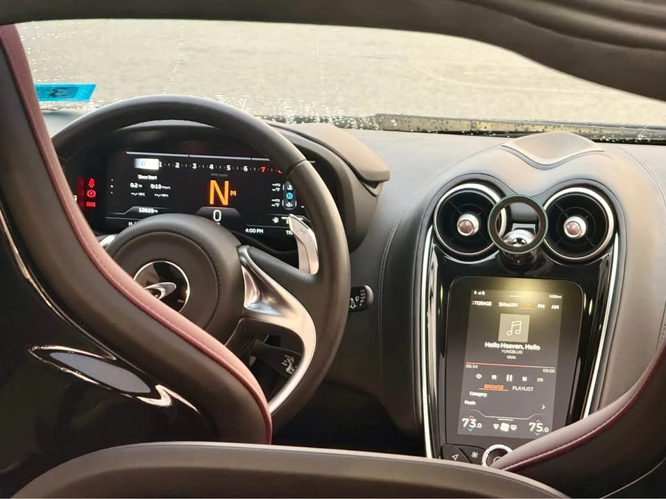 2025 McLaren GT - Image 19 of 20