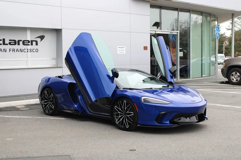 2025 McLaren GT - Image 14 of 20