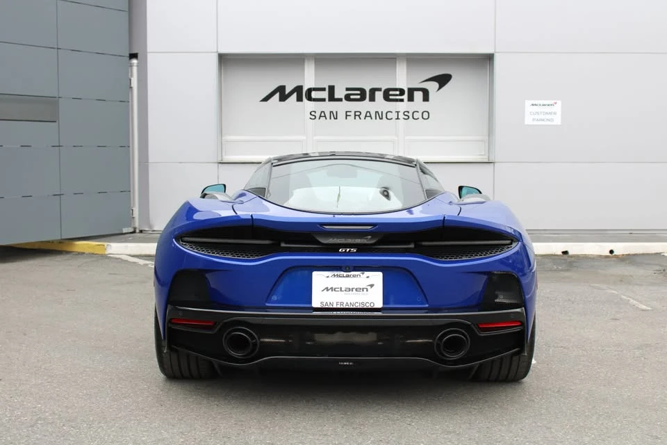 2025 McLaren GT - Image 10 of 20
