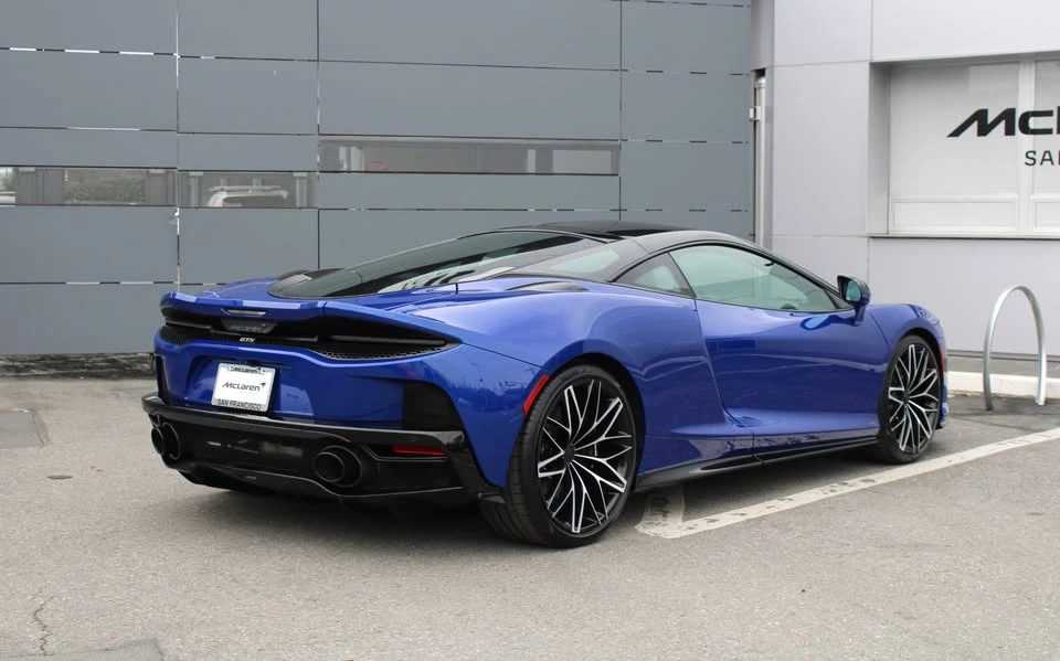 2025 McLaren GT - Image 2 of 20