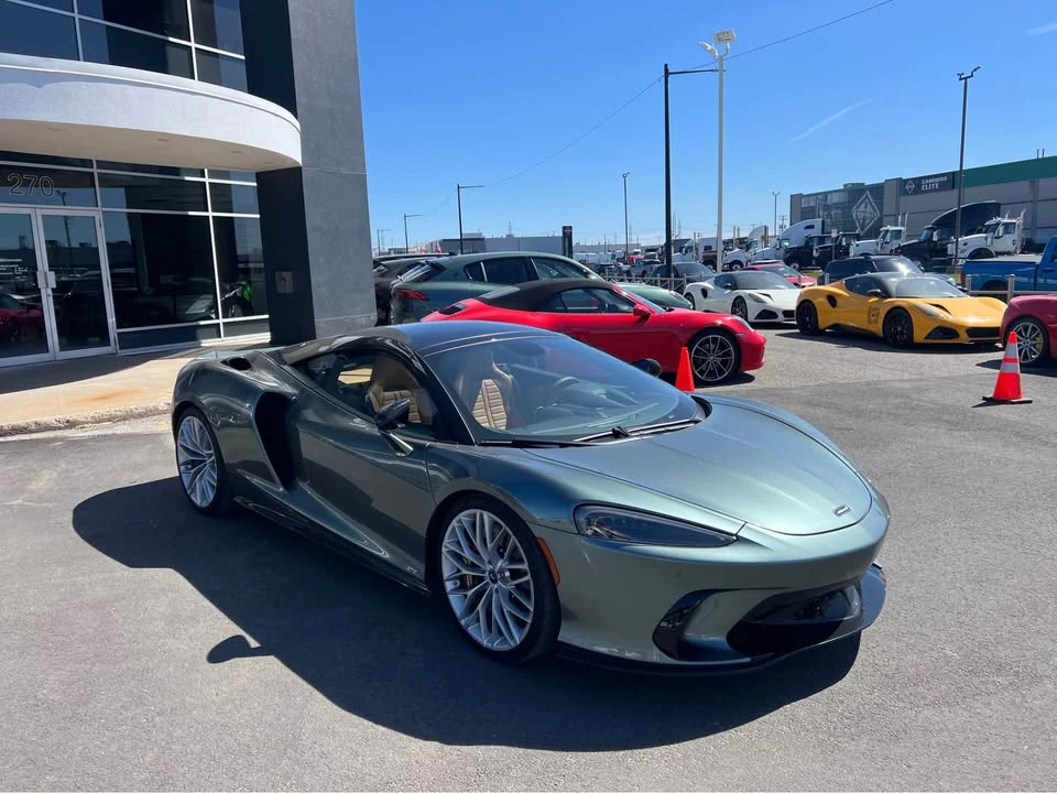2025 McLaren GT - Image 9 of 17