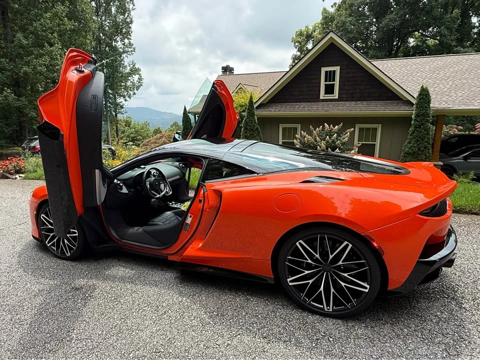 2025 McLaren GT - Image 6 of 20