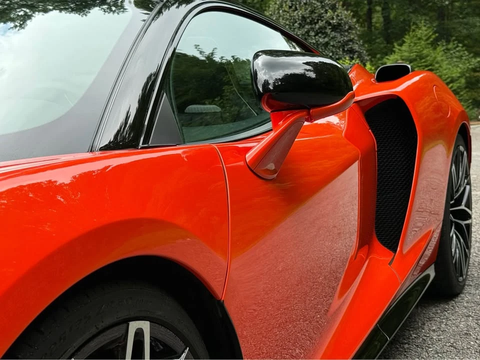 2025 McLaren GT - Image 19 of 20