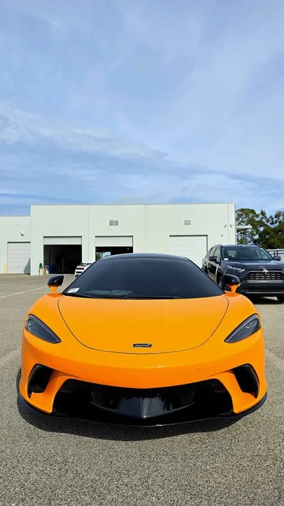 2025 McLaren GT - Image 3 of 18
