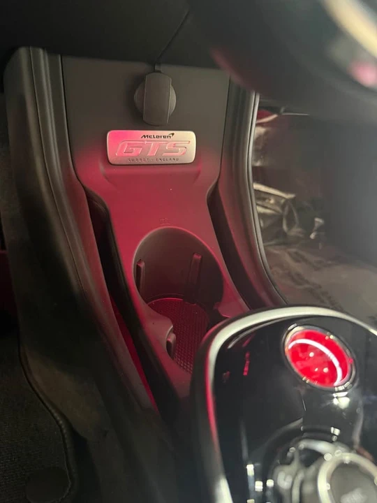 2025 McLaren GT - Image 14 of 15
