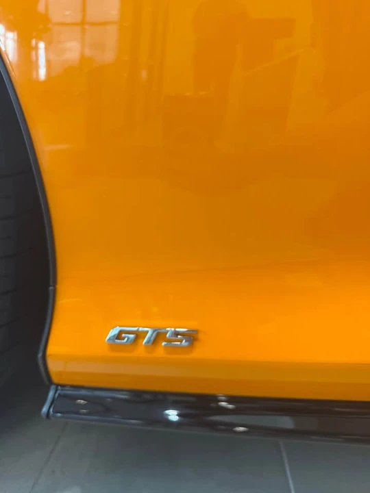 2025 McLaren GT - Image 5 of 15