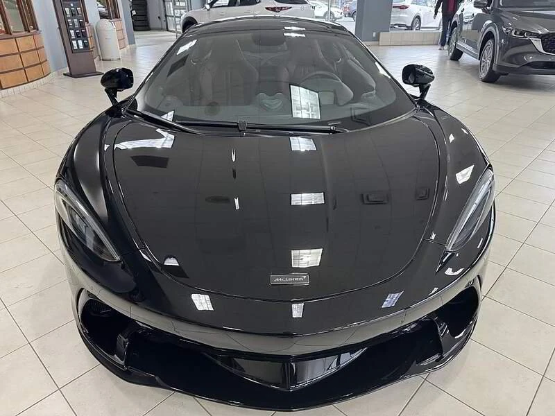 2025 McLaren GT - Image 2 of 15