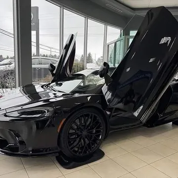2025 McLaren GTS Coupe