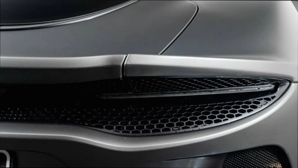 2025 McLaren GT - Image 13 of 19