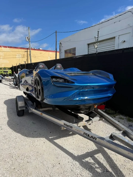 2025 McLaren W1 - Image 2 of 4
