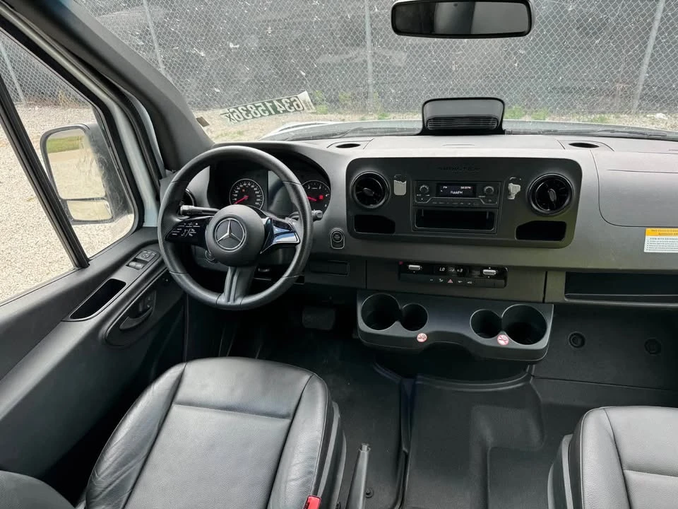 2025 Mercedes-Benz VS30 Sprinter - Image 2 of 19