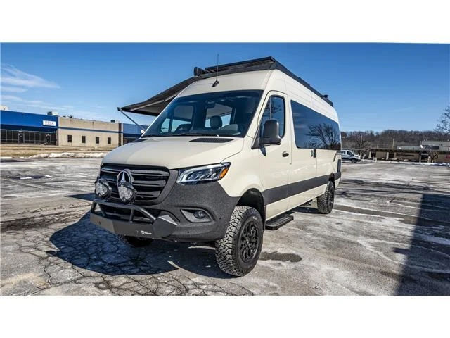 2025 Mercedes-Benz VS30 Sprinter - Image 2 of 21