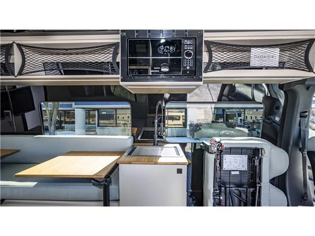 2025 Mercedes-Benz VS30 Sprinter - Image 18 of 21