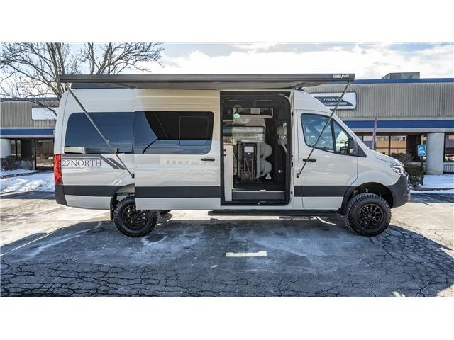 2025 Mercedes-Benz VS30 Sprinter - Image 7 of 21