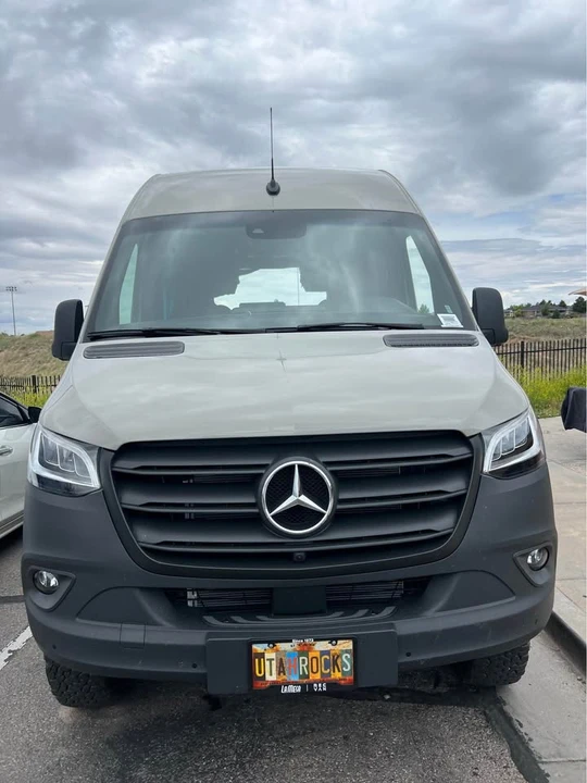 2025 Winnebago - Image 18 of 18