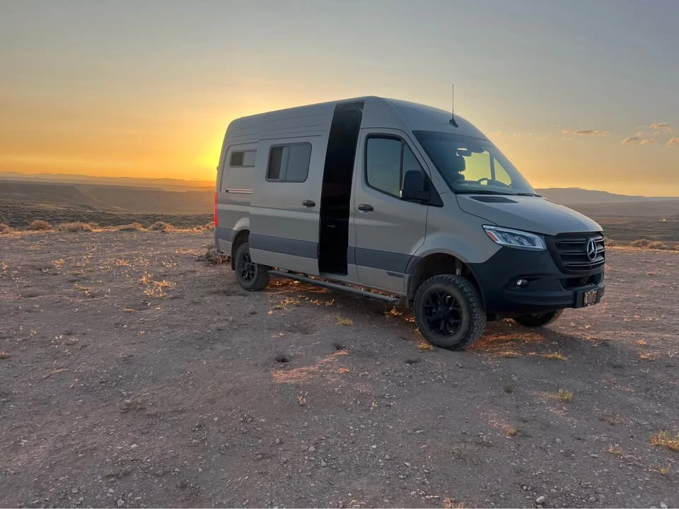 2025 Winnebago - Image 8 of 18