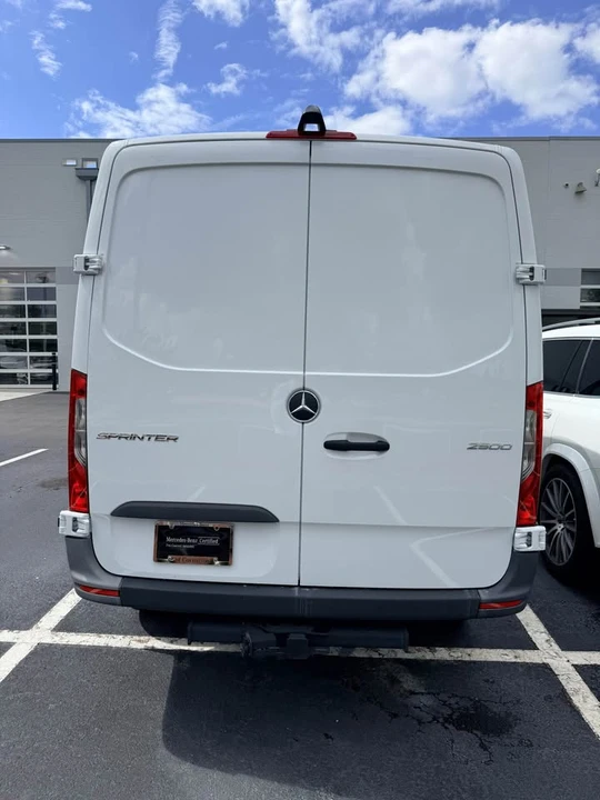 2025 Mercedes-Benz VS30 Sprinter - Image 4 of 8