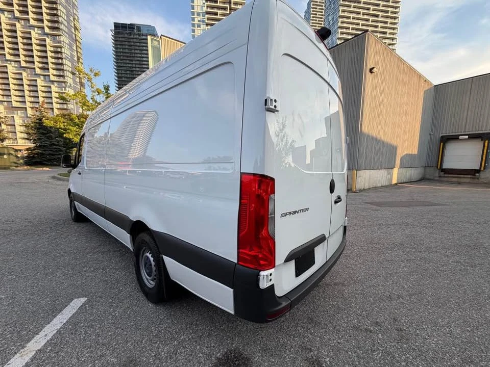 2025 Mercedes-Benz VS30 Sprinter - Image 3 of 12