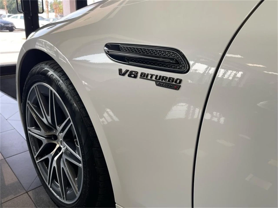 2025 Mercedes-Benz AMG GT - Image 13 of 31