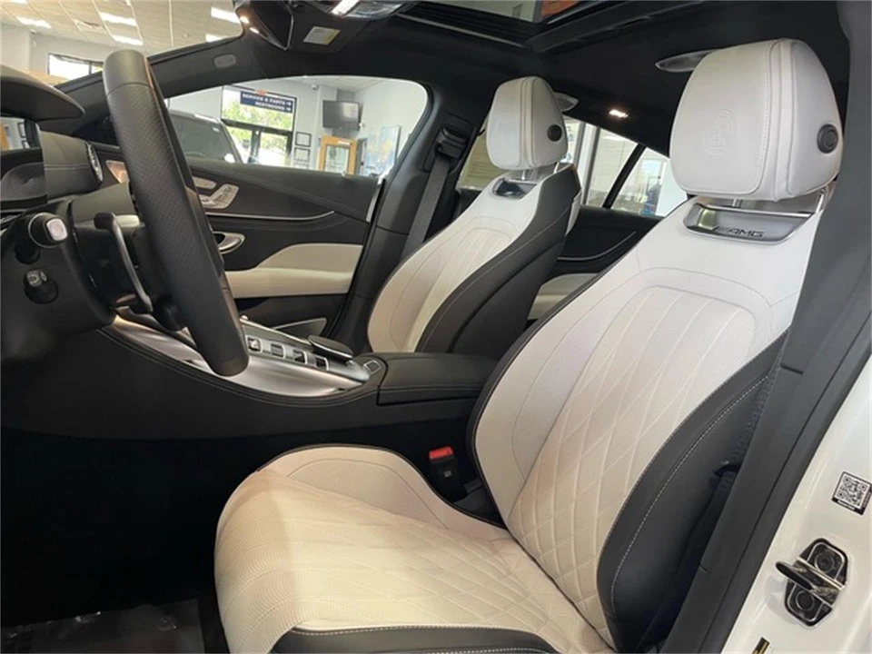 2025 Mercedes-Benz AMG GT - Image 29 of 31