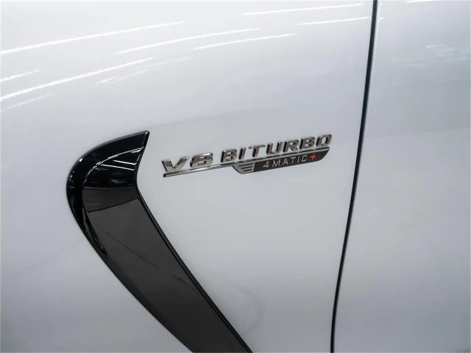 2025 Mercedes-Benz AMG GT - Image 17 of 31