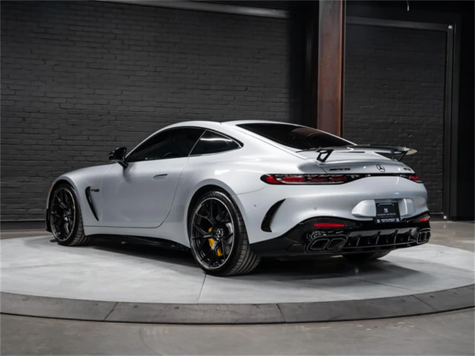 2025 Mercedes-Benz AMG GT - Image 8 of 31