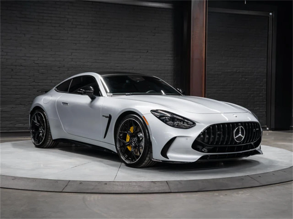 2025 Mercedes-Benz AMG GT - Image 3 of 31