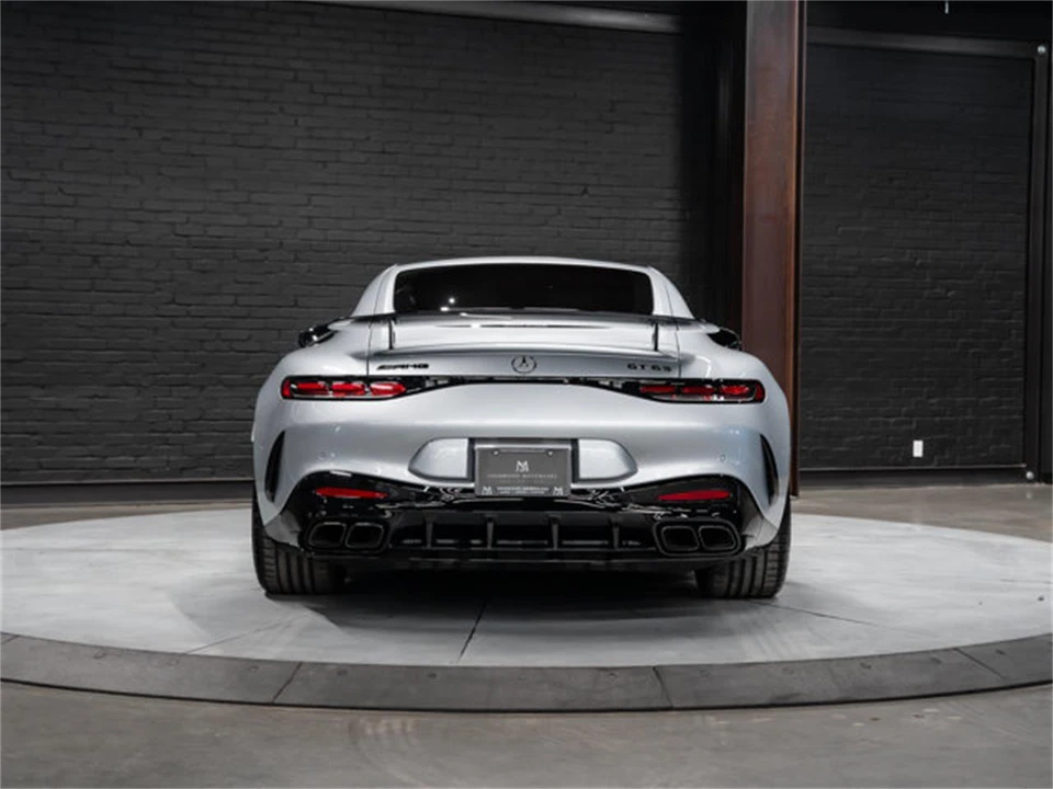 2025 Mercedes-Benz AMG GT - Image 9 of 31