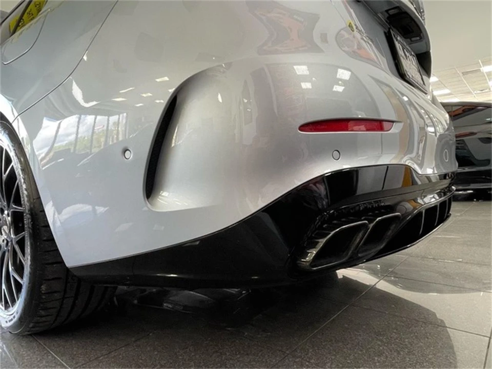 2025 Mercedes-Benz AMG GT - Image 17 of 31