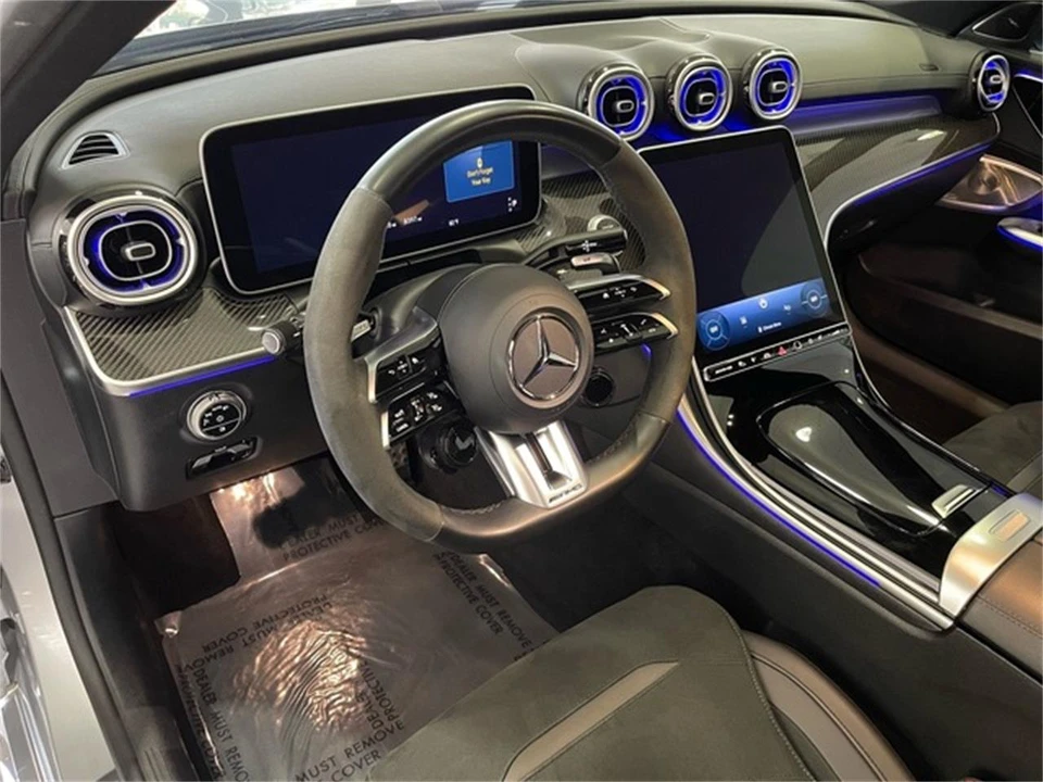 2025 Mercedes-Benz AMG GT - Image 27 of 31