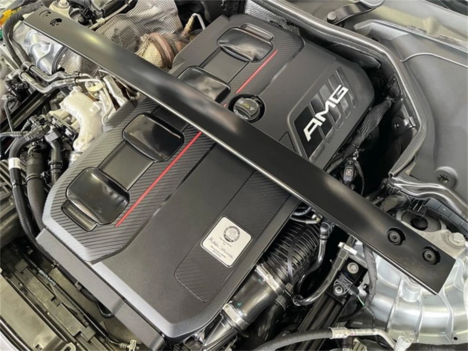 2025 Mercedes-Benz AMG GT - Image 21 of 31