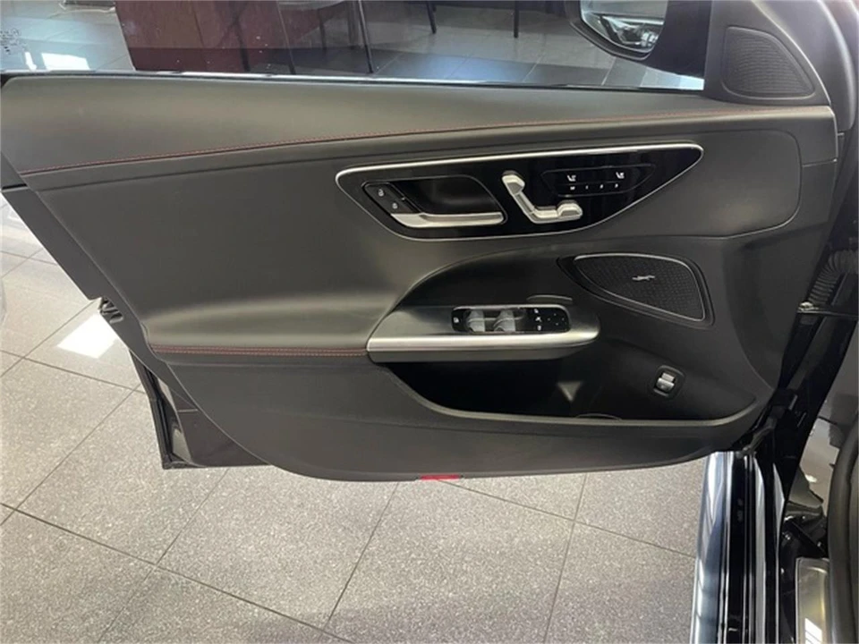 2025 Mercedes-Benz C192 AMG GT 53 - Image 25 of 31
