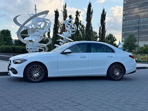 2025 Mercedes-Benz C-Class C 300 4MATIC Sedan