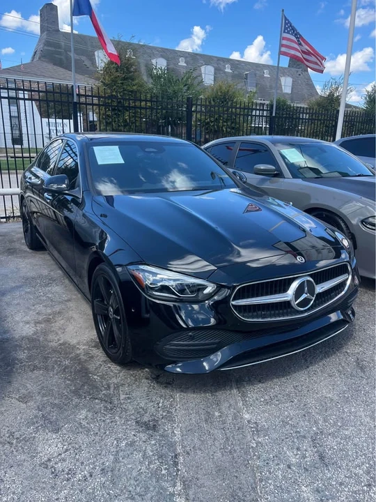 2025 Mercedes-Benz W206 C-Class - Image 2 of 4