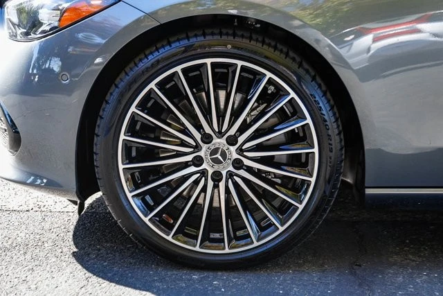 2025 Mercedes-Benz W206 C-Class - Image 9 of 12