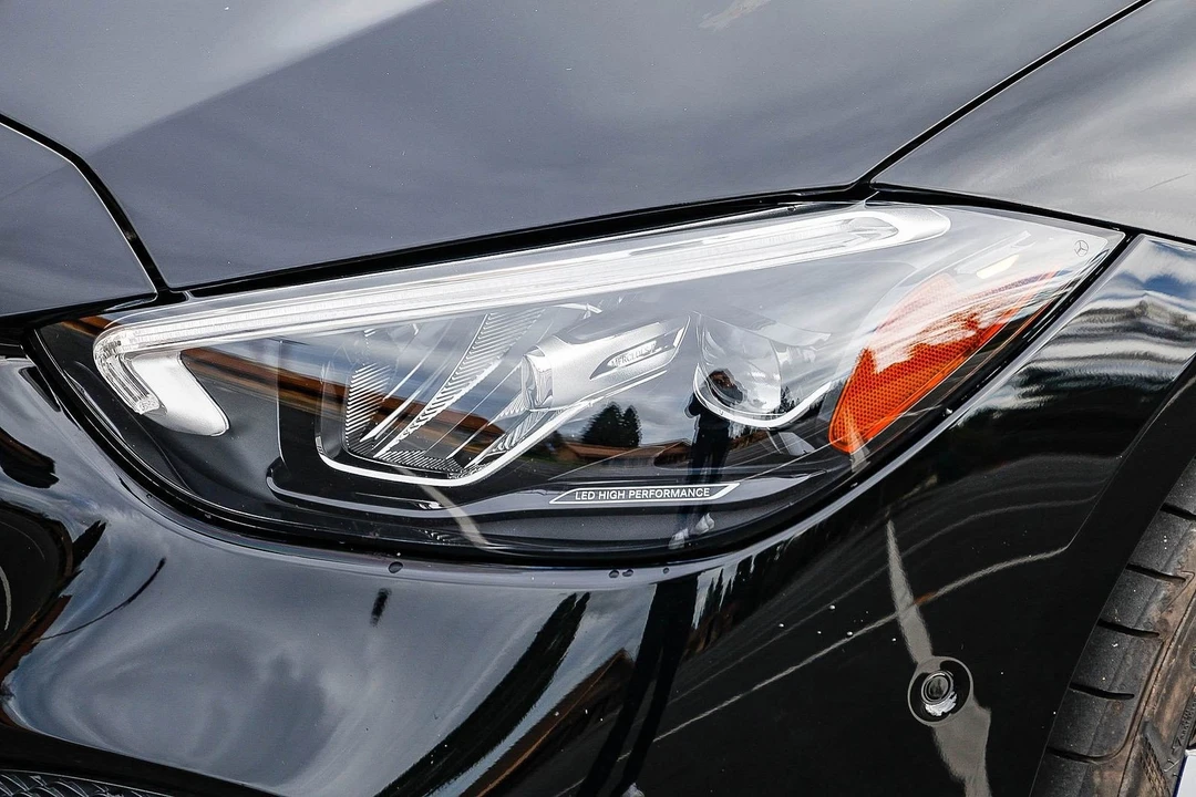 2025 Mercedes-Benz W206 C-Class - Image 7 of 12