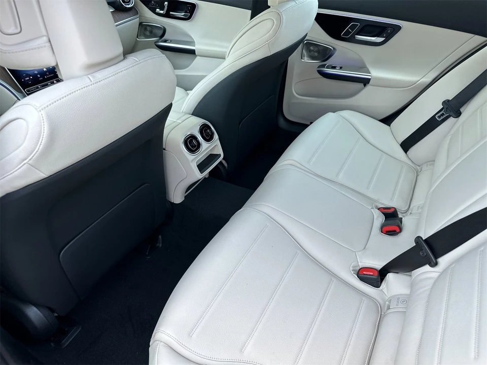 2025 Mercedes-Benz W206 C-Class - Image 12 of 12