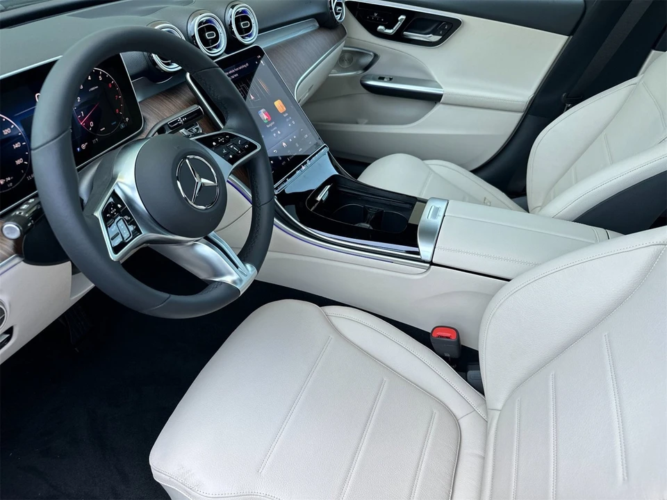 2025 Mercedes-Benz W206 C-Class - Image 10 of 12