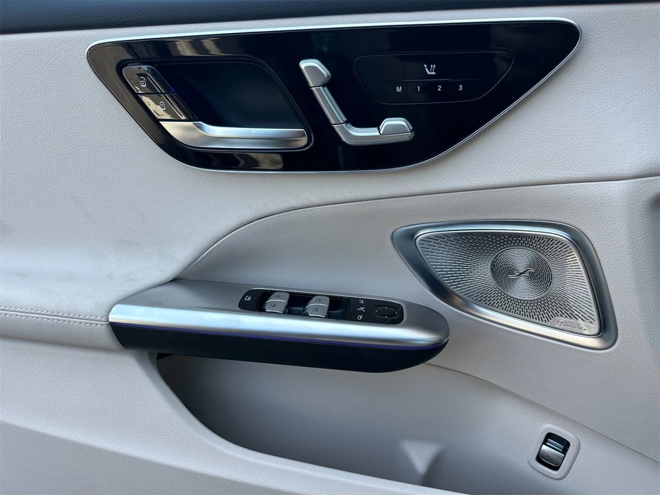 2025 Mercedes-Benz W206 C-Class - Image 11 of 12