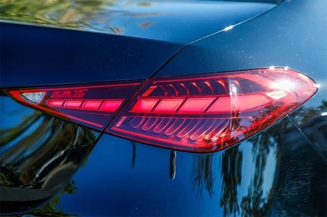2025 Mercedes-Benz W206 C-Class - Image 8 of 12