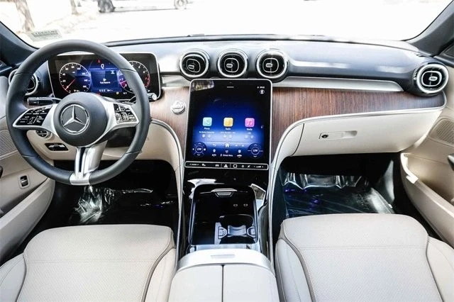 2025 Mercedes-Benz W206 C-Class - Image 10 of 12