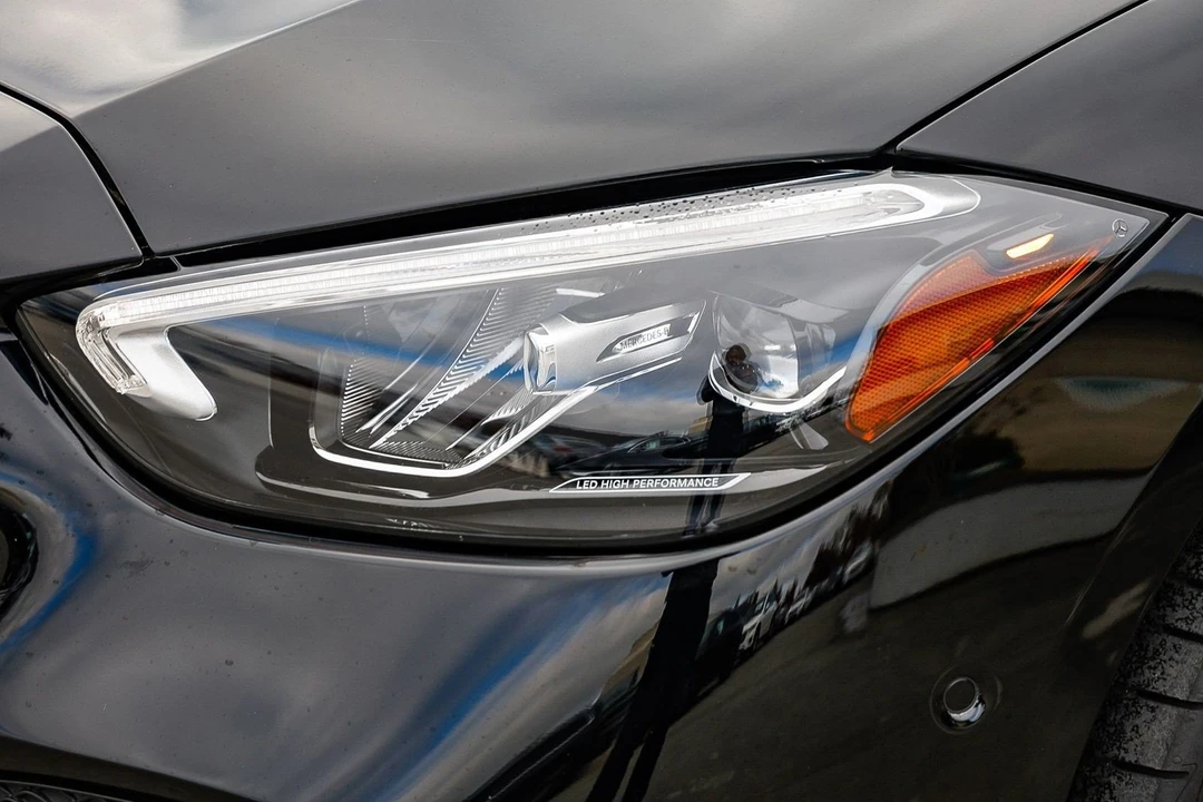 2025 Mercedes-Benz W206 C-Class - Image 7 of 12
