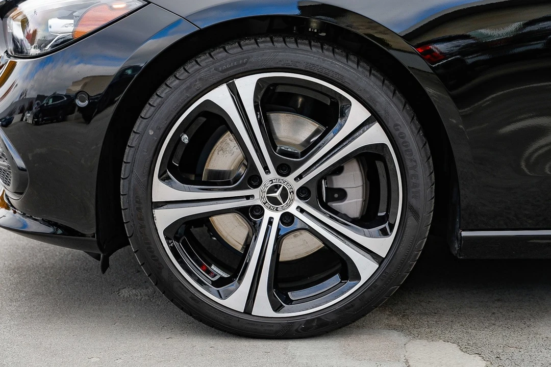 2025 Mercedes-Benz W206 C-Class - Image 9 of 12