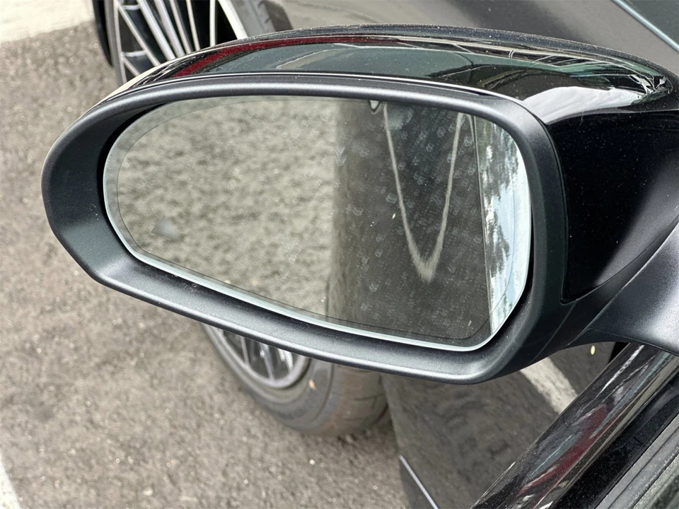 2025 Mercedes-Benz W206 C-Class - Image 9 of 12