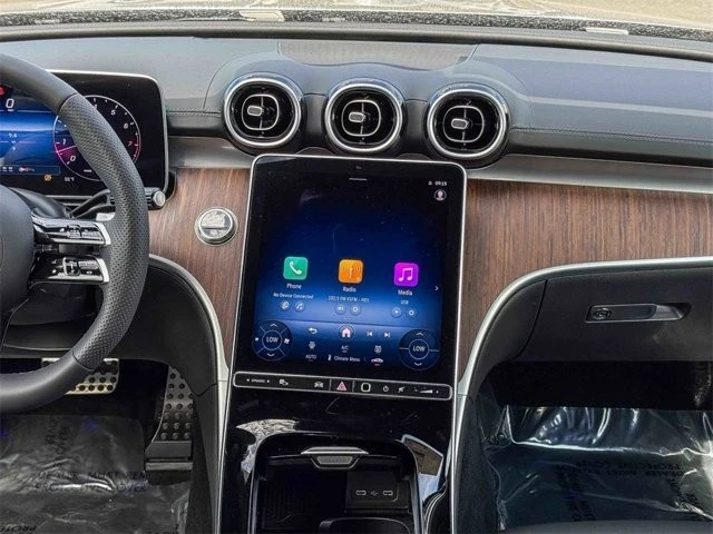 2025 Mercedes-Benz W206 C-Class - Image 11 of 12