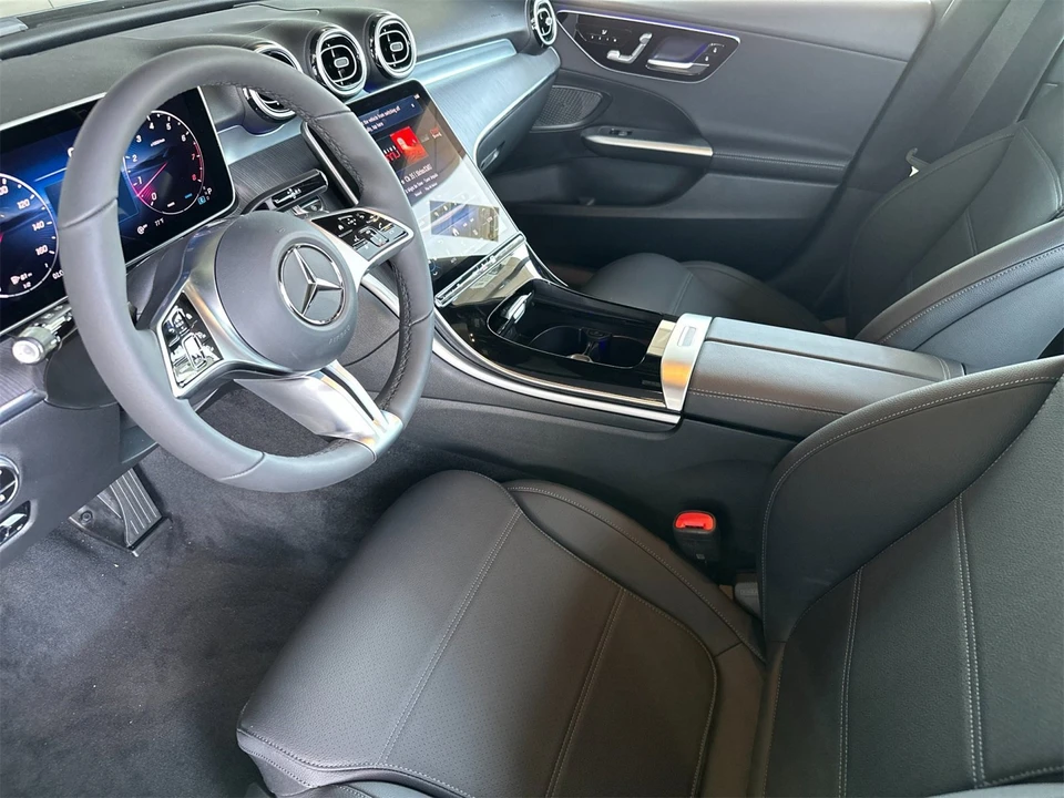 2025 Mercedes-Benz W206 C-Class - Image 10 of 12